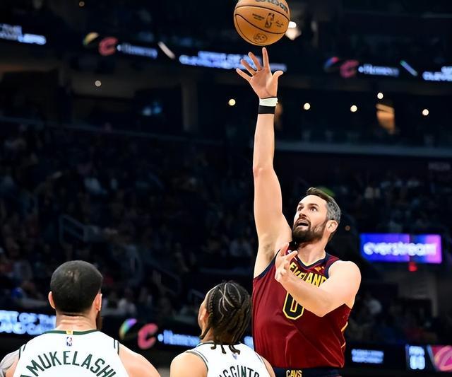 进攻组织中 进攻组织中